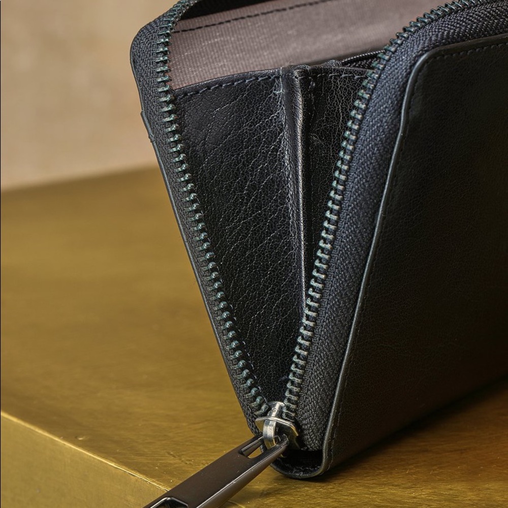 Gabby Wristlet Zip Around Wallet - Picture 2 of 7